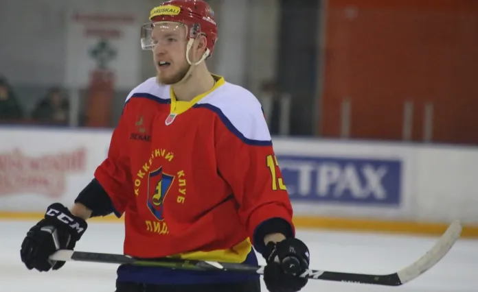 Российский форвард не смог закрепиться в КХЛ и вернулся в «Лиду»