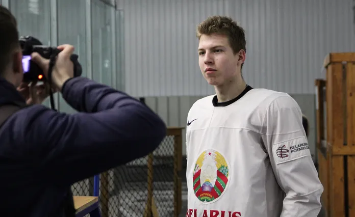 WHL: Белорусский хоккеист отправился на тренировочный сбор «Мус-Джо Уорриорз»