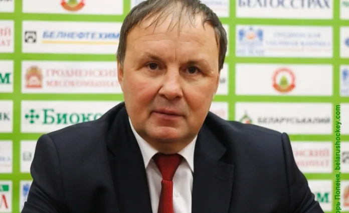 «БХ»: Главный тренер сборной Беларуси присутствует на игре Экстралиги «А»
