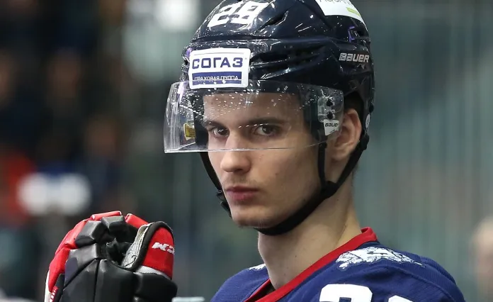 Белорусский форвард, недавно дебютировавший в КХЛ, уволился из клуба