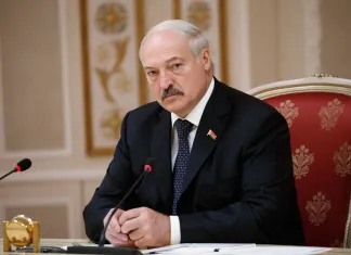 Александр Лукашенко: Футболисты и хоккеисты пока только деньги получают, а страну позорят