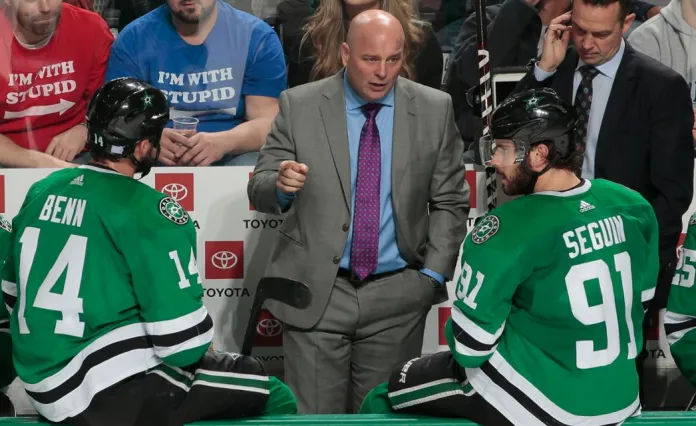 В НХЛ произошла очередная тренерская отставка