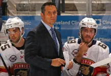 В НХЛ состоялась очередная отставка, в новый штаб включен российский специалист