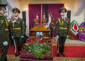 В Минске прошла церемония прощания с Владимиром Цыплаковым