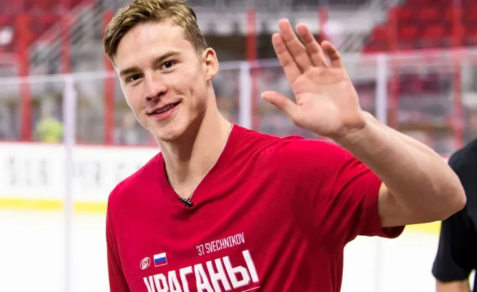19-летний Свечников разрывает НХЛ, Василевский установил рекорд, Ковальчук заставляет кусать локти «Кингс»