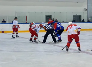 Александр Лукашенко с сыном решил сыграть в хоккей с Владимиром Путиным в одной команде