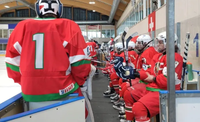 Юношеская (U16) сборная Беларуси выиграла у швейцарцев и заняла первое место на турнире в Романсхорне