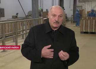 Александр Лукашенко о зрителях на матчах: Хотите – приходите. Нет – значит нет. 10 дней прошло – все живы и здоровы