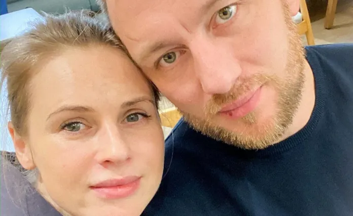 Супруга Константина Кольцова объявила о расставании с мужем и объяснилась