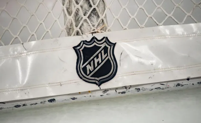 НХЛ продлила на год договор с Беларусью