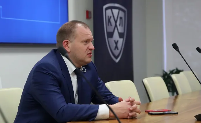 Главный арбитр КХЛ не считает белорусских судей иностранцами