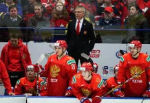 Легендарный советский хоккеист официально возглавил молодежную сборную России