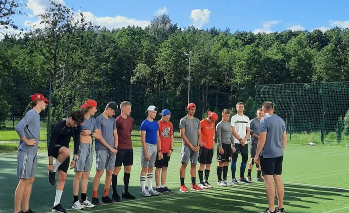 26 хоккеистов сборной Беларуси (U18) приступили к тренировкам