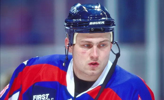 В 42 года скоропостижно скончался бывший российский игрок НХЛ