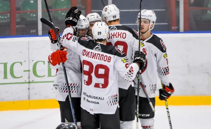«Неман» одержал уверенную победу над «U18»