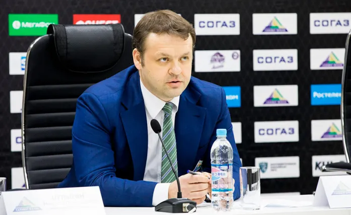 «Салават Юлаев» из-за коронавируса лишился главного тренера и лидера атак