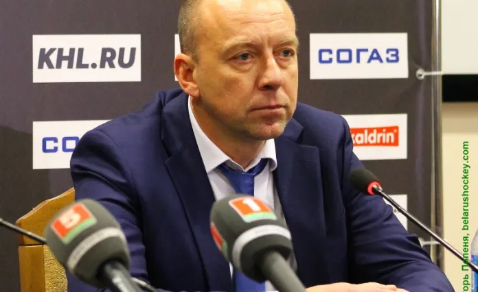Белорусский наставник не удержался на первом месте в рейтинге тренеров КХЛ