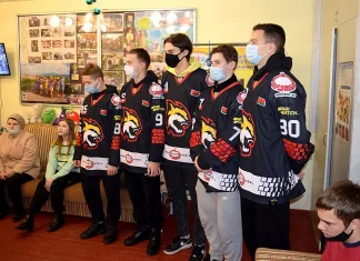 Хоккеисты «Гомеля» помогли ребятам из Гомельского городского общественного объединения «Детский диабет»