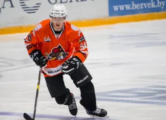 Никита Веренич: Играя с более опытными хоккеистами, нужно быстрее принимать решения