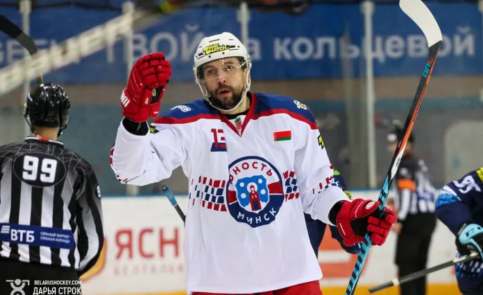 Известный белорусский хоккеист снова стал донором плазмы анти-COVID-19