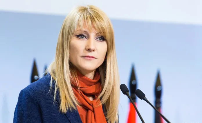 Светлана Журова: Знали, что в Беларусь поедем спокойно, но что будет с Латвией?