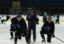 26 хоккеистов минского «Динамо» отправились на выездной матч в Хельсинки 