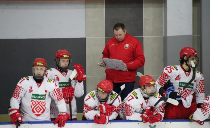 Беларусь U18 победила в игровой тренировке юношескую сборную