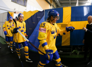 ЧМ-2021: Швеция разгромила Швейцарию и одержала первую победу на турнире