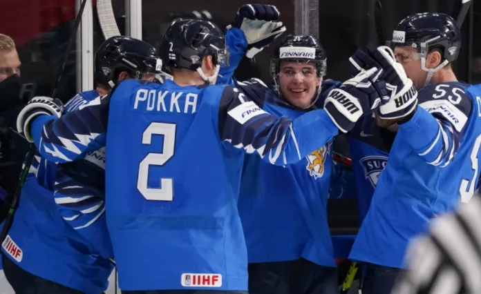 ЧМ-2021: Сборная Финляндии одолела чехов и вышла в полуфинал