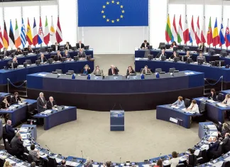Европарламент призывает ЕС приостановить участие Беларуси во всех международных соревнованиях