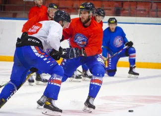 Оршанский «Локомотив» провёл первую тренировку на льду