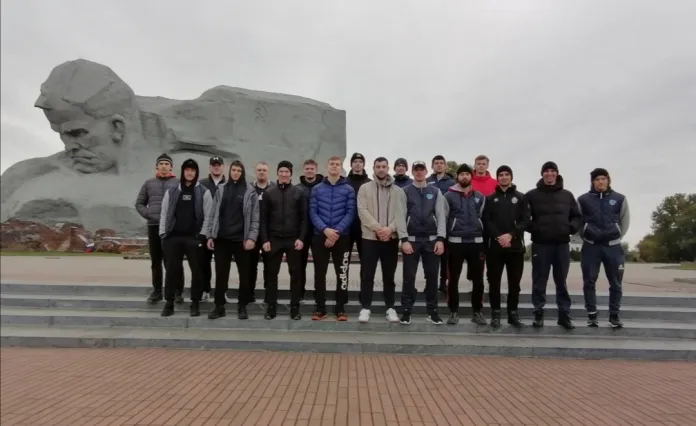 Игроки «Витебска» посетили мемориальный комплекс «Брестская крепость-герой»