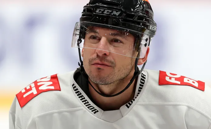 Три россиянина могут усилить сборную Беларуси, Паре покинул «Авангард», Протаса вернули в НХЛ - всё за вчера