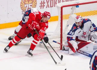 Бэкхэнд Дроздова – в топе лучших шайб КХЛ в октябре от молодых хоккеистов