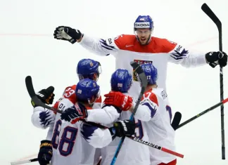 Шесть хоккеистов сборной Чехии сдали положительные тесты на коронавирус