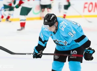 Владислав Еременко – о том, как попал в хоккей, правом хвате и видеоиграх