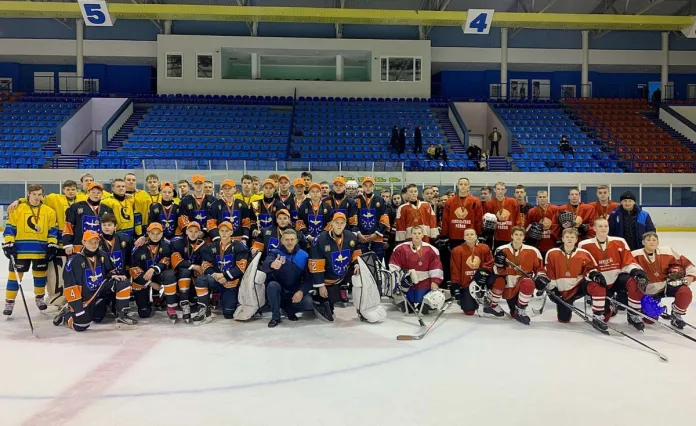 В Гомеле прошли областные соревнования по хоккею «Золотая шайба» в старшей возрастной группе 