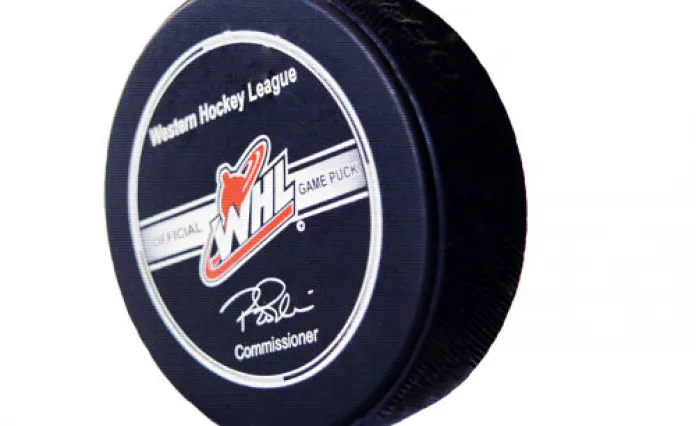 WHL: Тихон Чайка признан второй звездой матча, Клавдиев снова отметился результативной игрой