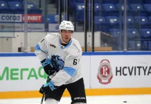 Источник: Защитник с опытом игры в НХЛ останется в минском «Динамо»