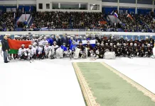 В гомельском Ледовом дворце открыли турнир по хоккею среди команд Гомельской и Брянской областей