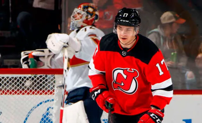 Егор Шарангович обновил личный рекорд по голам в НХЛ