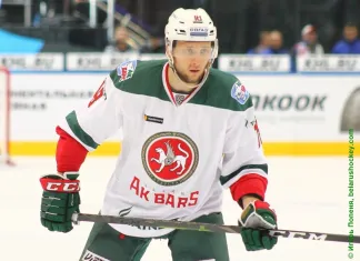 12 белорусских хоккеистов имеют действующие контракты с клубами КХЛ