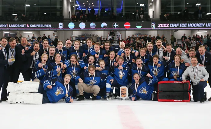 Сборная Финляндии завоевала бронзу на ЮЧМ-2022