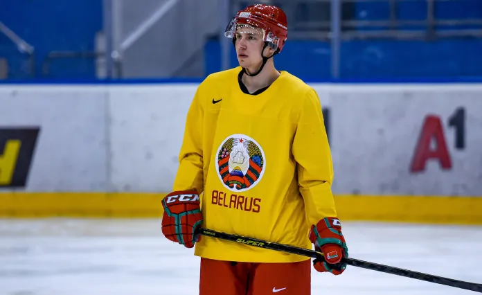 Четыре хоккеиста покинули кэмп молодежной сборной Беларуси